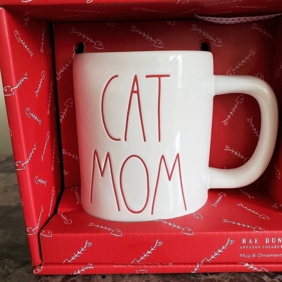 🇺🇸 Rae Dunn Cat Mom Mug & Photo Frame "Meowy Christmas" Gift Set - Picture 2 of 8